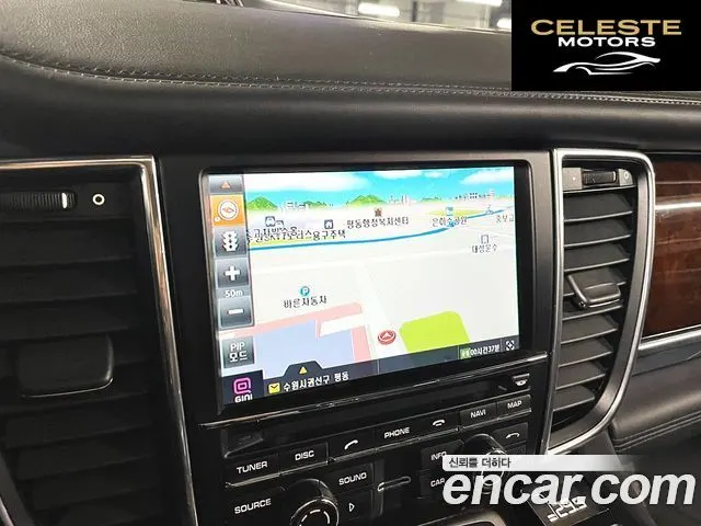 PORSCHE Panamera 4.8 Turbo 2010 — photo 13 sur 26
