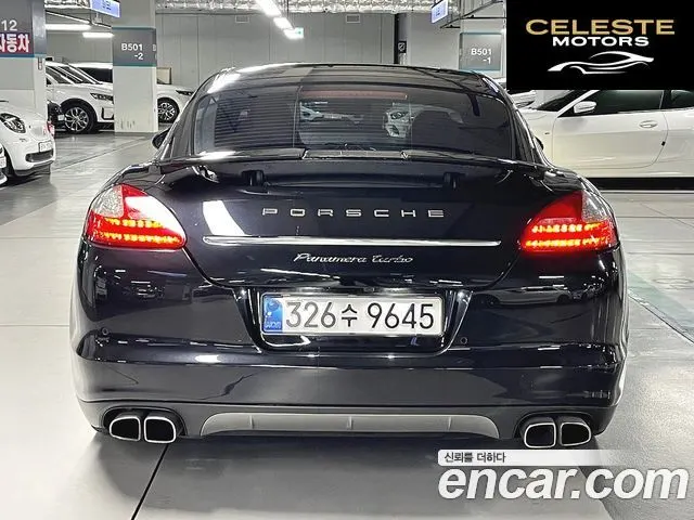 PORSCHE Panamera 4.8 Turbo 2010 — photo 5 sur 26