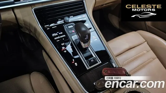 PORSCHE Panamera (971) 3.0 AWD 2018 — photo 8 sur 20