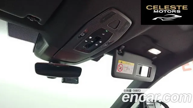 PORSCHE Macan EV 4 2025 — photo 13 sur 20
