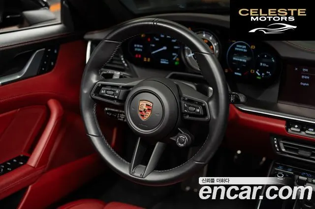 PORSCHE 911 (992) Turbo S Cabriolet 2024 — photo 13 sur 15