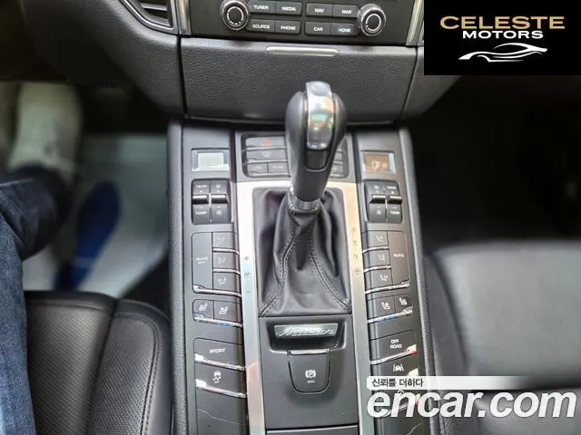 PORSCHE Macan 3.0 S 2017 — photo 9 sur 26