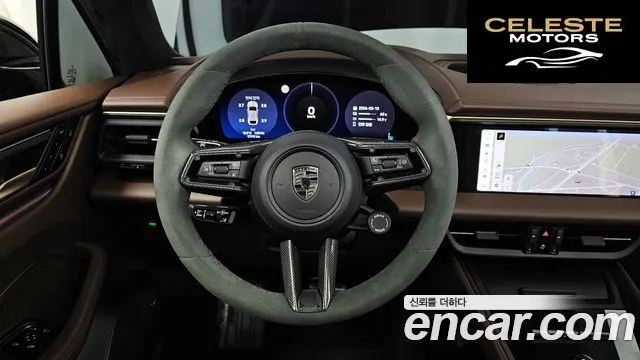 PORSCHE Macan EV Turbo 2025 — photo 13 sur 20