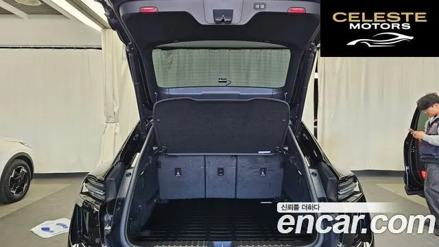 PORSCHE Macan EV Turbo 2025 — photo 20 sur 20