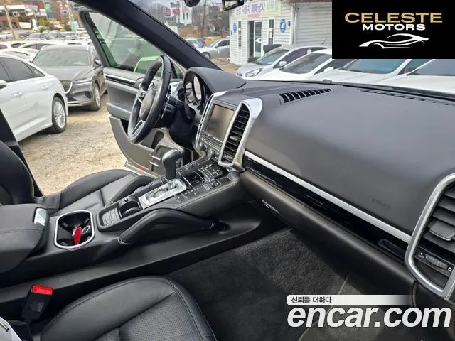PORSCHE Cayenne 3.0 2015 — photo 14 sur 23