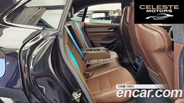 PORSCHE Macan EV Turbo 2025 — photo 12 sur 20