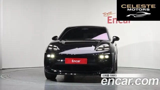 PORSCHE Macan EV Turbo 2025 — photo 3 sur 20