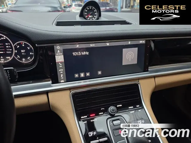 PORSCHE Panamera (971) 3.0 AWD 2018 — photo 11 sur 19