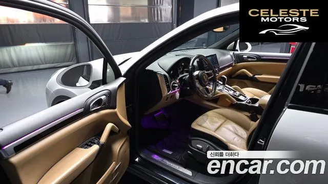 PORSCHE Cayenne 3.0 2016 — photo 10 sur 26