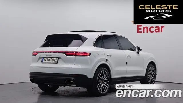 PORSCHE Cayenne (PO536) 3.0 E-High 2021 — photo 2 sur 20