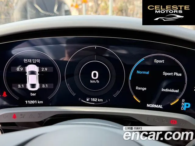 PORSCHE Taycan 2024 — photo 12 sur 26