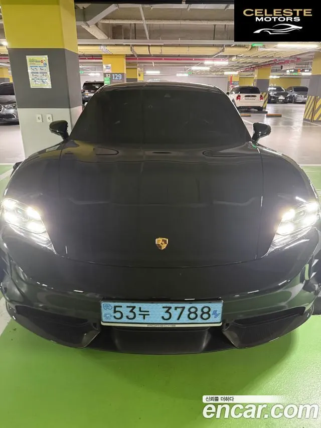 PORSCHE Taycan Turbo S 2021 — photo 3 sur 17