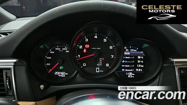 PORSCHE Macan 2.0 2018 — photo 8 sur 20
