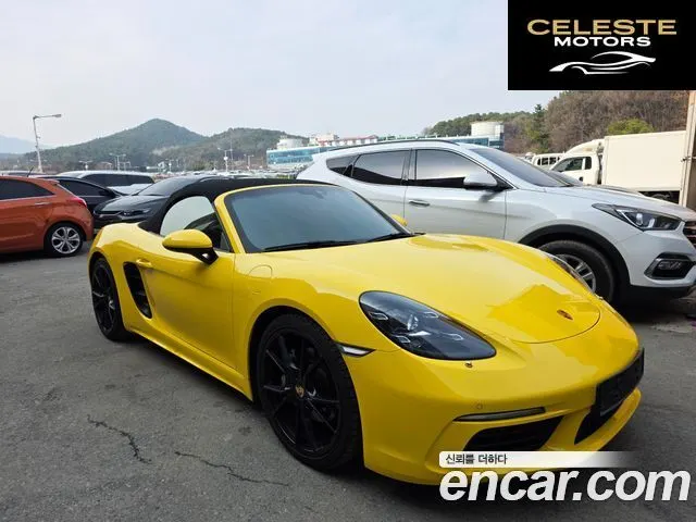 PORSCHE 718 Boxster 2.0 2022 — photo 17 sur 18