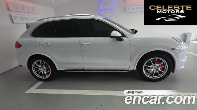 PORSCHE Cayenne 3.0 Edition 2014 — photo 7 sur 26
