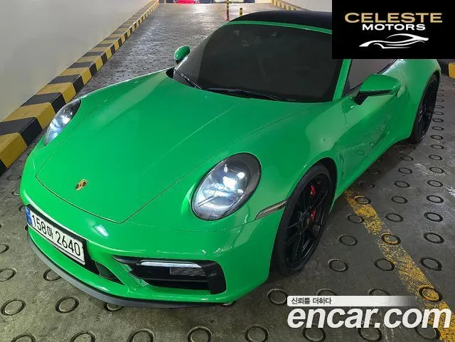 PORSCHE 911 (992) Carrera 4 GTS Cabriolet 2022 — photo 3 sur 26
