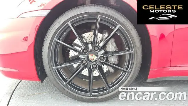 PORSCHE 911 (992) Carrera 2021 — photo 5 sur 26
