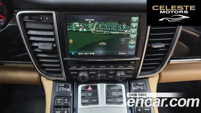 PORSCHE Panamera 3.6 AWD Edition 2016 — photo 14 sur 20
