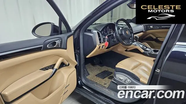 PORSCHE Cayenne 3.0 Edition 2014 — photo 10 sur 20