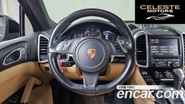 PORSCHE Cayenne 3.0 Edition 2014 — photo 13 sur 20