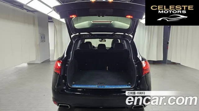 PORSCHE Cayenne 3.0 Edition 2014 — photo 20 sur 20