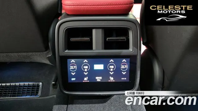 PORSCHE Taycan 4S 2025 — photo 19 sur 20