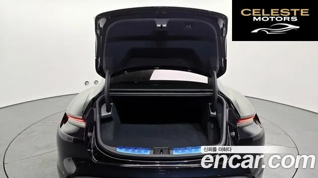 PORSCHE Taycan 4S 2025 — photo 20 sur 20
