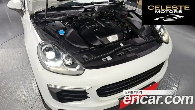 PORSCHE Cayenne 3.0 2016 — photo 6 sur 26