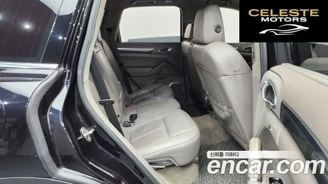 PORSCHE Cayenne 4.8 Turbo 2011 — photo 12 sur 20