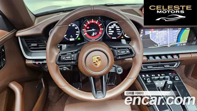 PORSCHE 911 (992) Carrera 4 Cabriolet 2021 — photo 13 sur 26