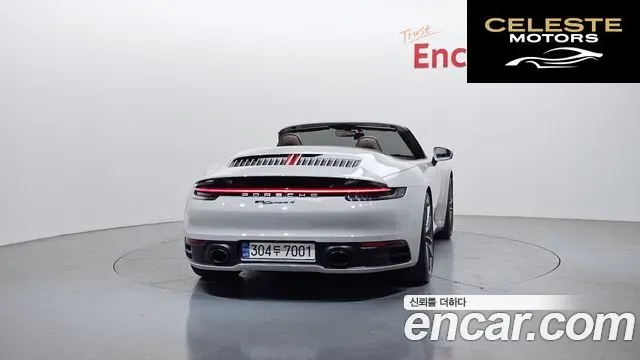 PORSCHE 911 (992) Carrera 4 Cabriolet 2021 — photo 4 sur 26