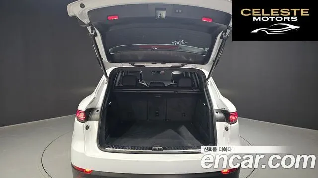 PORSCHE Cayenne (PO536) 3.0 2019 — photo 20 sur 26