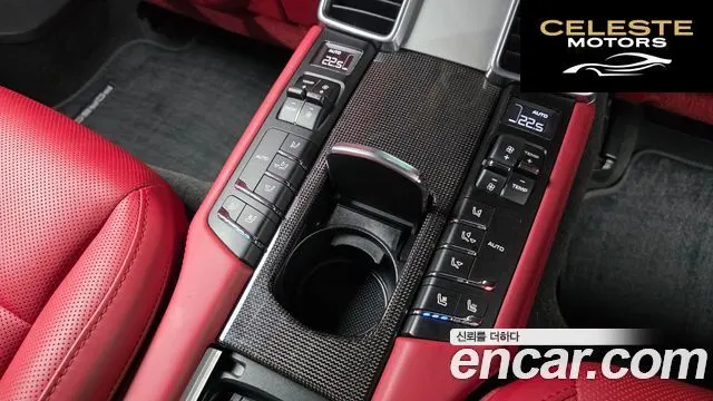 PORSCHE Panamera 3.0 2016 — photo 18 sur 26