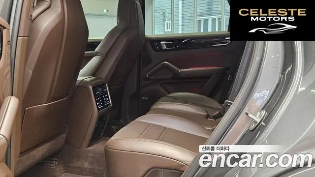 PORSCHE Cayenne (PO536) 3.0 2019 — photo 12 sur 26