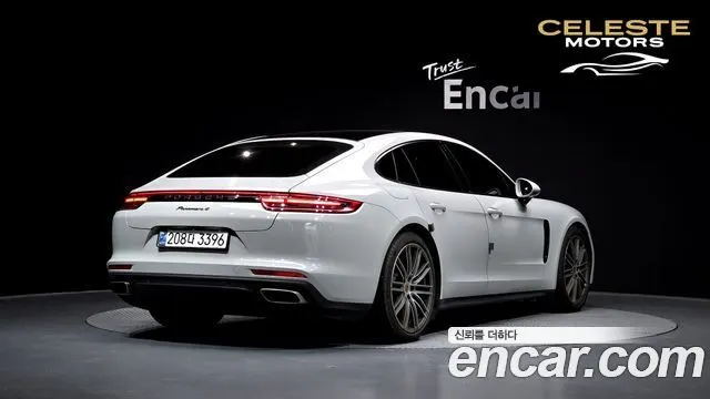 PORSCHE Panamera (971) 3.0 AWD 2018 — photo 2 sur 20