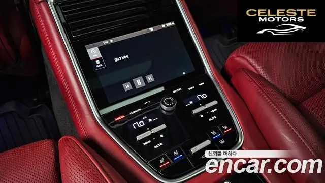 PORSCHE Panamera (971) 2.9 AWD E-High 2020 — photo 18 sur 20