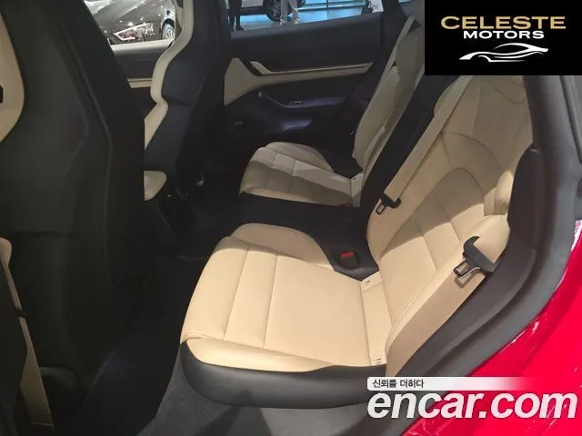 PORSCHE Taycan Turbo 2021 — photo 18 sur 25