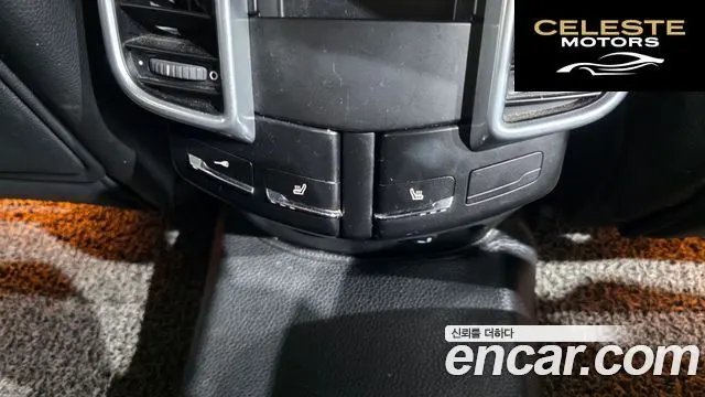 PORSCHE Cayenne 4.8 S 2011 — photo 19 sur 20