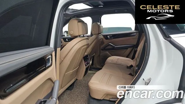 PORSCHE Cayenne (PO536) 3.0 2019 — photo 12 sur 20