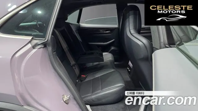PORSCHE Macan EV Turbo 2025 — photo 12 sur 20