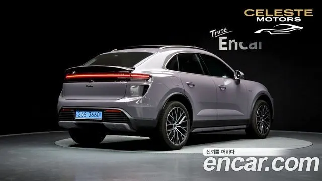 PORSCHE Macan EV Turbo 2025 — photo 2 sur 20