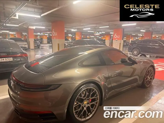 PORSCHE 911 (992) Carrera 4S 2020 — photo 8 sur 11