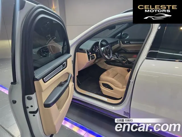PORSCHE Cayenne (PO536) 3.0 E-HighEdition 2023 — photo 10 sur 26