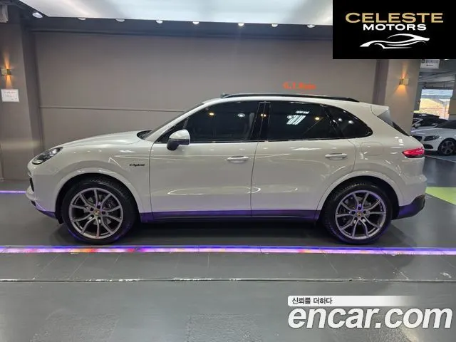PORSCHE Cayenne (PO536) 3.0 E-HighEdition 2023 — photo 17 sur 26