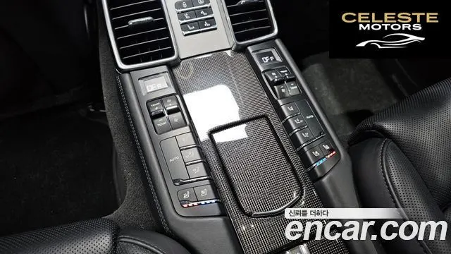 PORSCHE Panamera 4.8 GTS 2014 — photo 19 sur 20