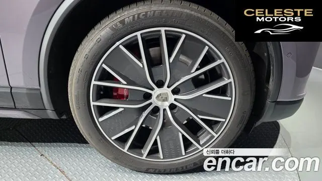 PORSCHE Macan EV Turbo 2025 — photo 5 sur 20