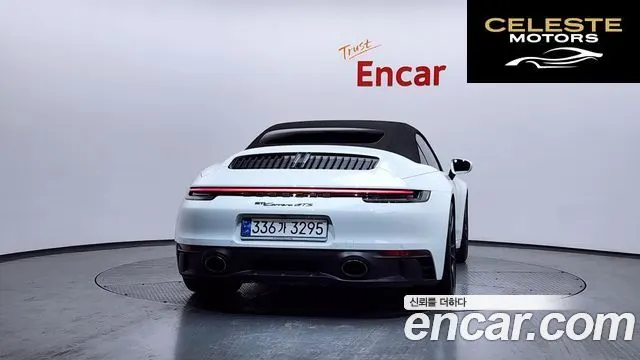 PORSCHE 911 (992) Carrera GTS Cabriolet 2022 — photo 4 sur 20