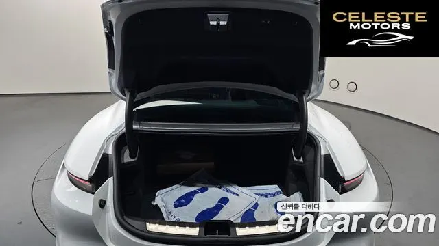 PORSCHE Taycan 4S 2020 — photo 20 sur 20