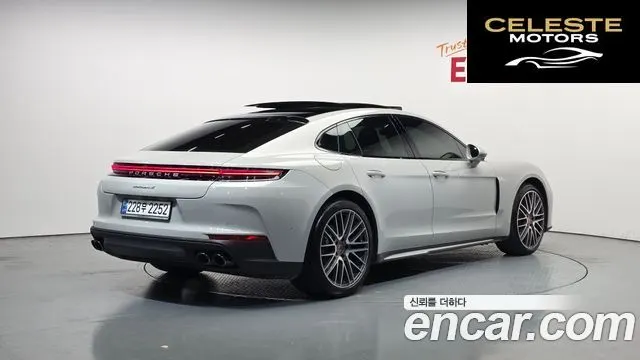 PORSCHE Panamera (976) 2.9 AWD 2025 — photo 2 sur 20