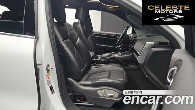 PORSCHE Cayenne 3.0 2015 — photo 10 sur 26